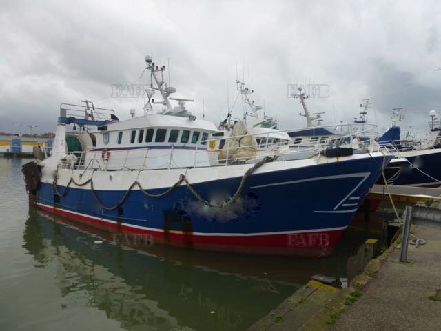 TWIN RIGGED STERN TRAWLER SHELTER DECK - 3 DRUMS