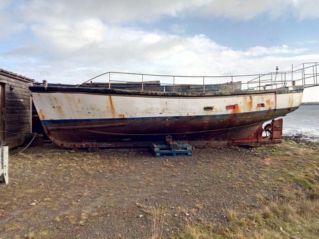 Wooden hull by John Moore
